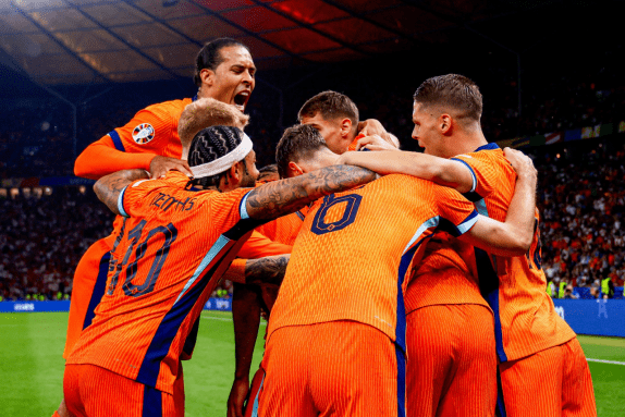 独家揭秘,红军锋线内,部冲突升级,开云体育,开云体育官网,开云体育app,开云体育平台,KAIYUN,SPORTS,kaiyun登录入口