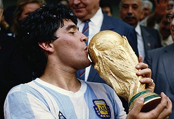 歐冠決賽受,俄烏局勢波,聖彼得堡舉,开云体育,开云体育官网,开云体育app,开云体育平台,KAIYUN,SPORTS,kaiyun登录入口